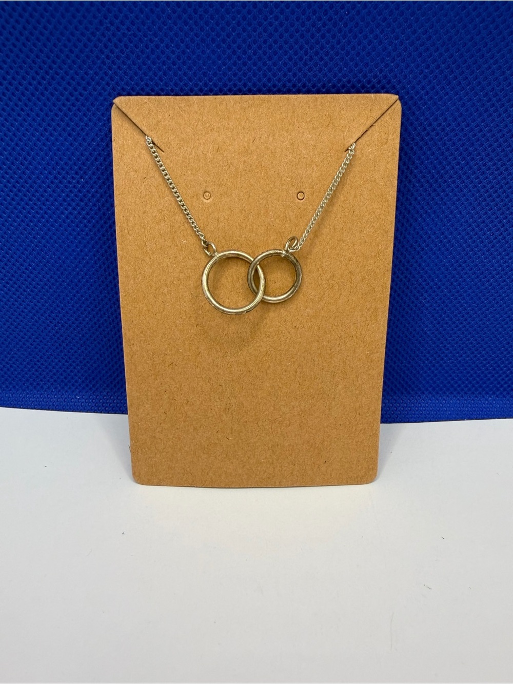 Silver Tone Interlocking Double Circle Necklace Minimalist Adjustable Jewelry